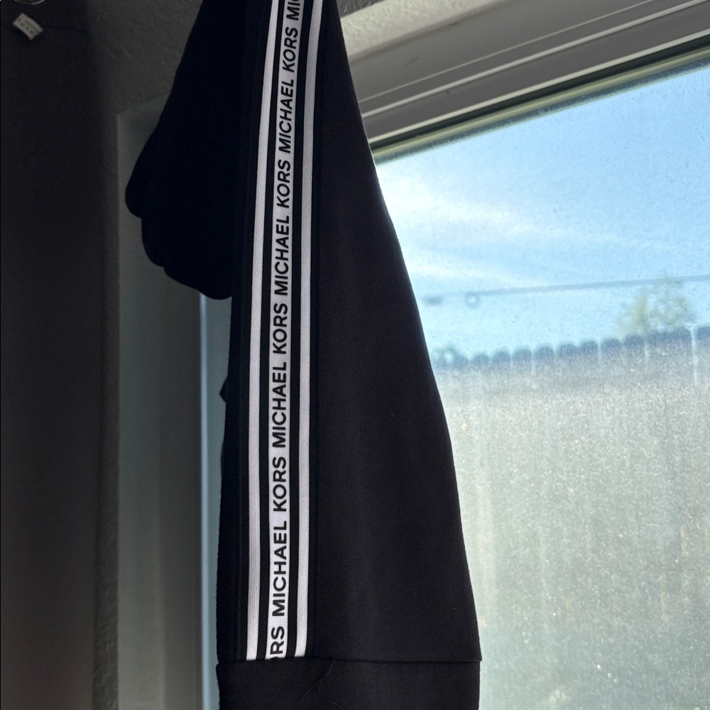 Michael Kors NWT Black Zip-Up Jacket - Picture 10 of 10